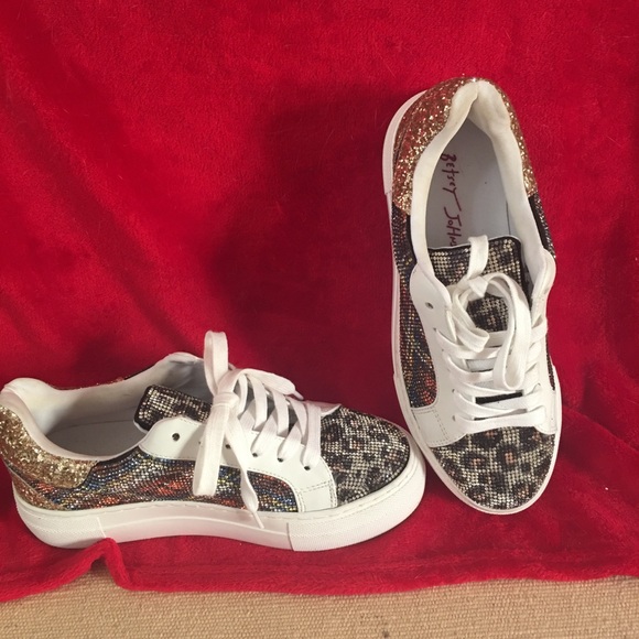 Betsey Johnson all over rhinestones sneakers! Animal print! Great for any look! - Picture 1 of 5